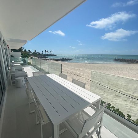Palm Cay Marina And Resort 나사우 외부 사진